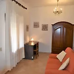 Locazione In Pittinuri 3*