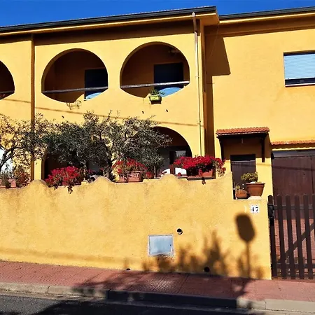 Locazione In Pittinuri سانتا كاترينا