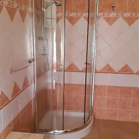 Locazione In Pittinuri 3*