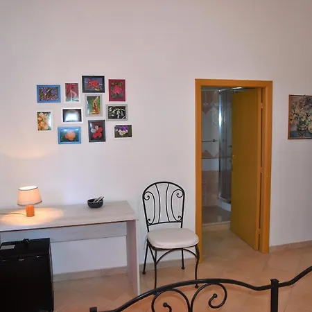 Guest house Locazione In Pittinuri