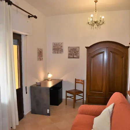 Guest house Locazione In Pittinuri