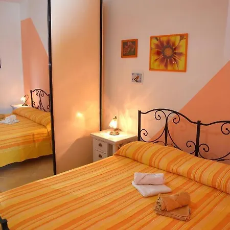 Locazione In Pittinuri Guest house