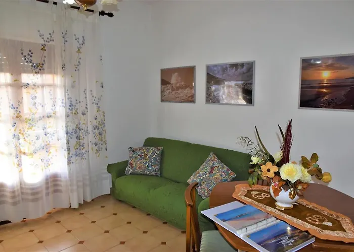 Locazione In Pittinuri